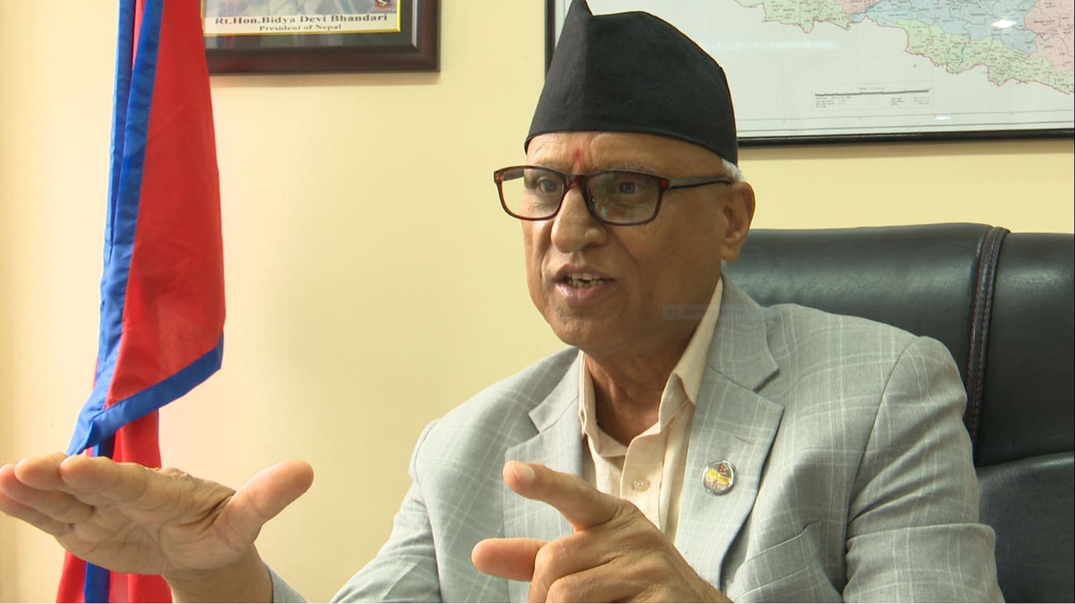 निगमको घाटा उच्च भएकाले पेट्रोलियम पदार्थको मूल्य घटाउन सकिएन : मन्त्री बडू