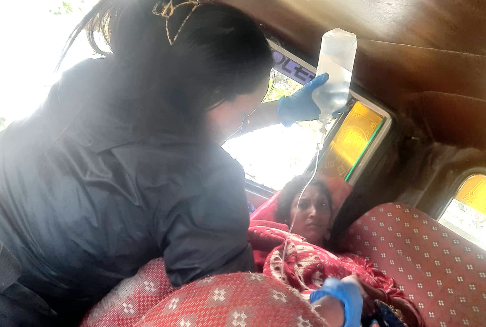 दुर्गमको नियति : बाटोमै मृत बच्चा जन्माइन नर्मताले
