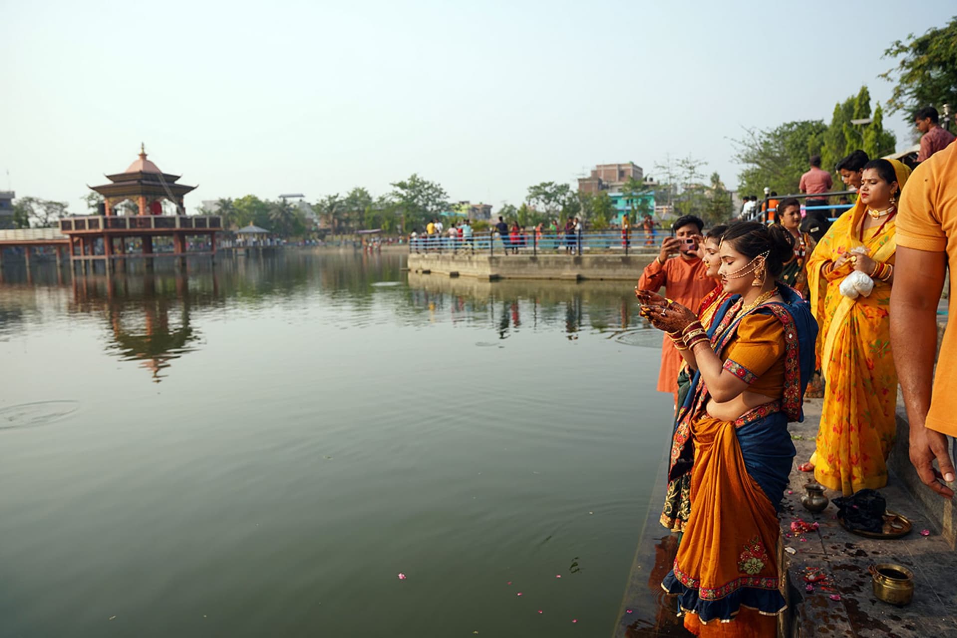 काठमाडौंका विभिन्न स्थानमा छठको तयारी अन्तिम चरणमा