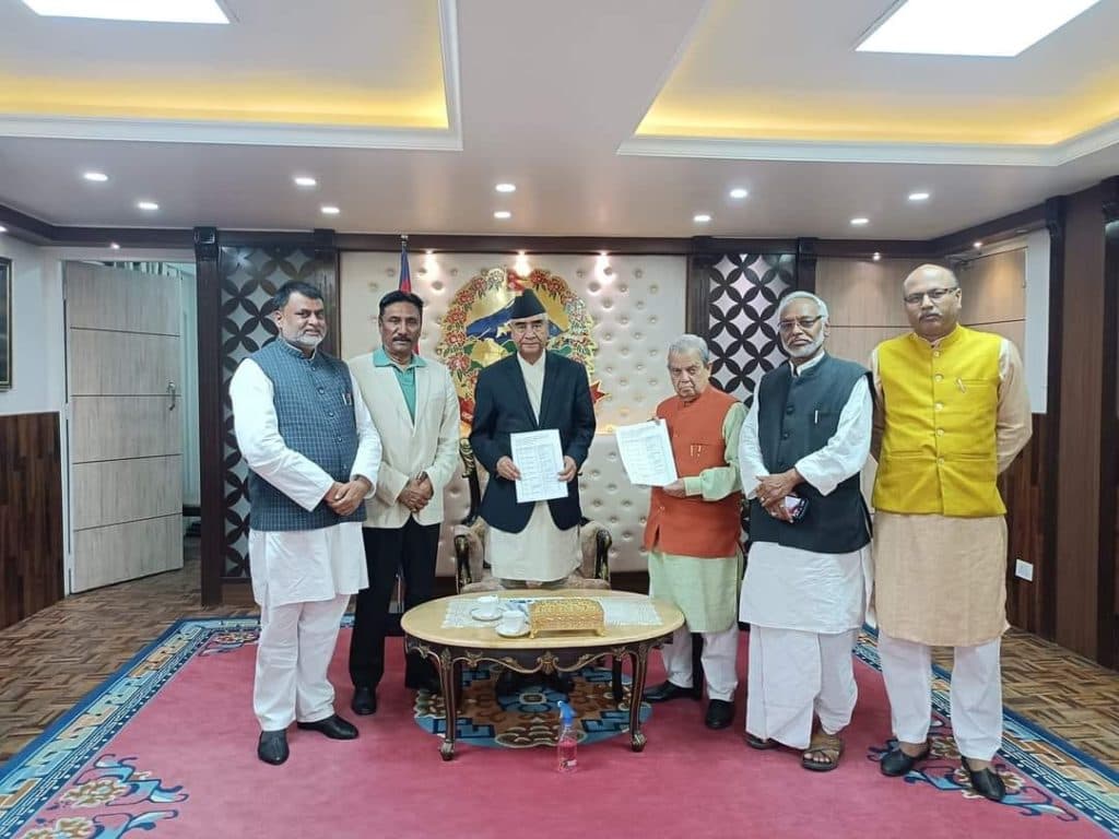 गठबन्धनबाट लोसपाले पायो ८ सिट